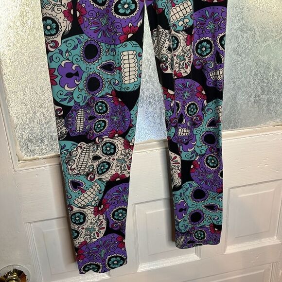 Women’s Colorful Multicolored Dio de Los Muertos Sugar Skull Leggings OS - Picture 3 of 6